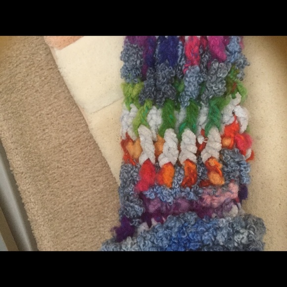 NORMA OF TORONTO VINTAGE COLLECTIBLE SWEATER - Picture 7 of 7